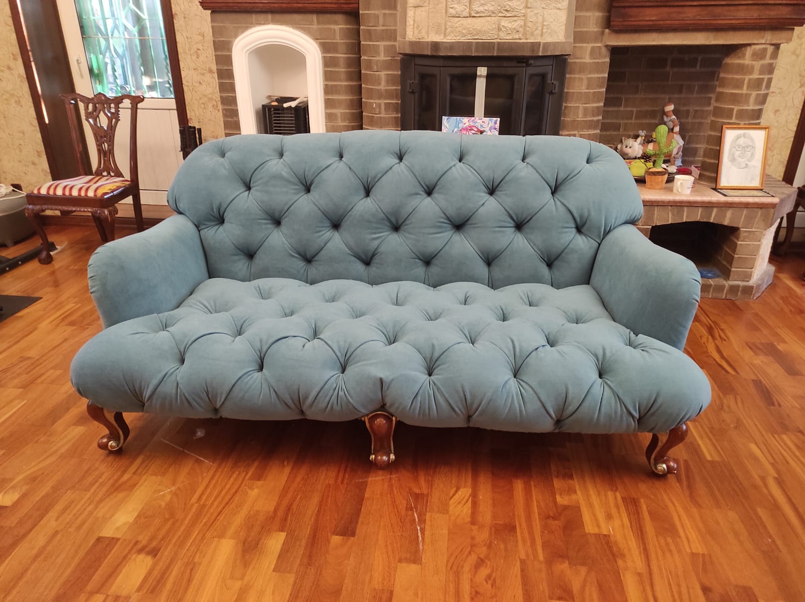 Обивка дивана. Красногвардейская