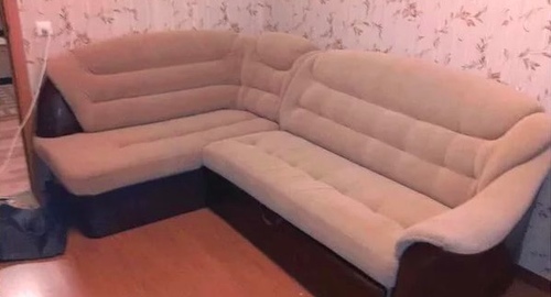 Перетяжка углового дивана. Красногвардейская